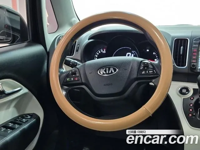 Kia Ray 2012 thumb 6