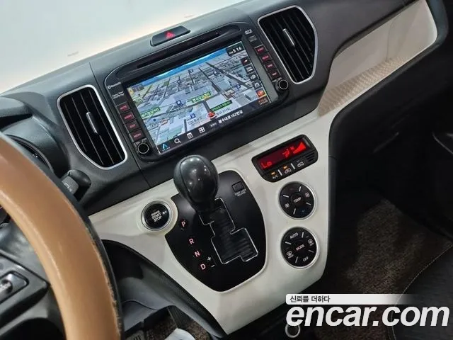 Kia Ray 2012 thumb 8