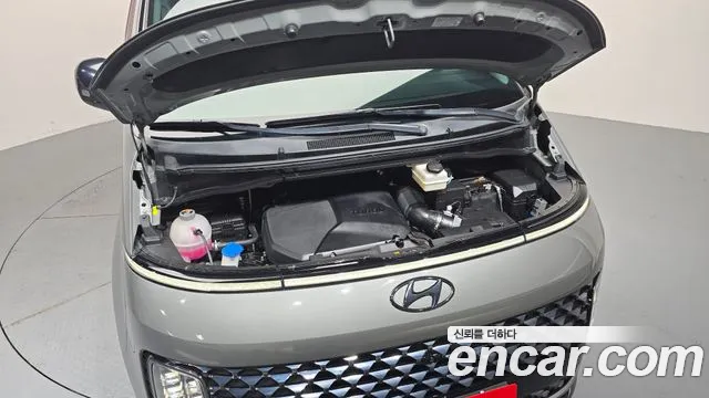 Hyundai Staria 2021 thumb 6