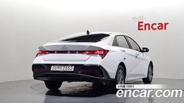 Hyundai Avante 2023 thumb 2