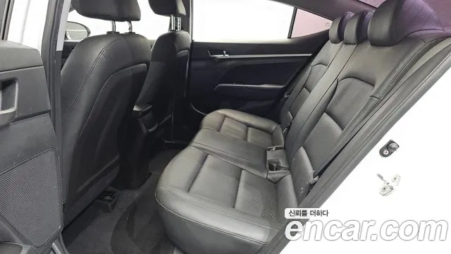 Hyundai Avante 2019 thumb 12