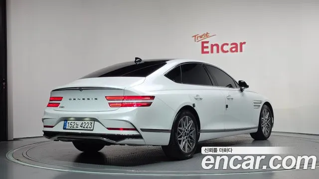 Genesis G80 2024 thumb 2