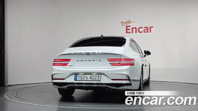 Genesis G80 2024 thumb 4