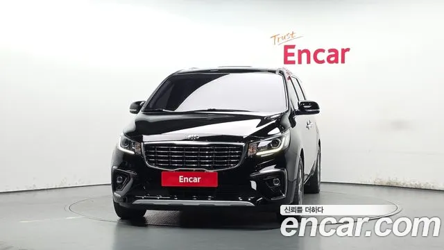 Kia Carnival 2018 thumb 3