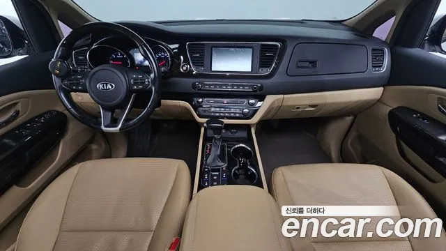 Kia Carnival 2019 thumb 7