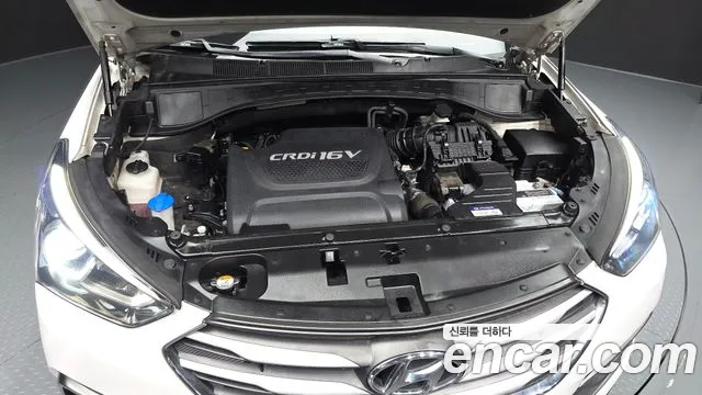 Hyundai Santa Fe 2017 thumb 5