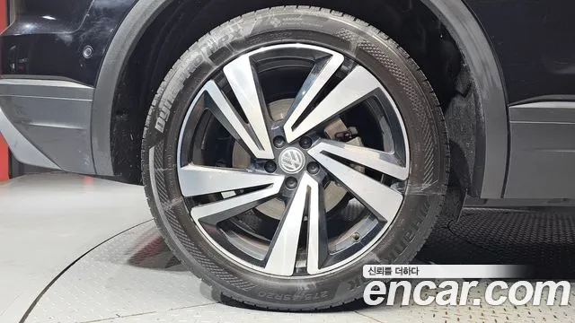 Volkswagen Touareg 2020 thumb 5