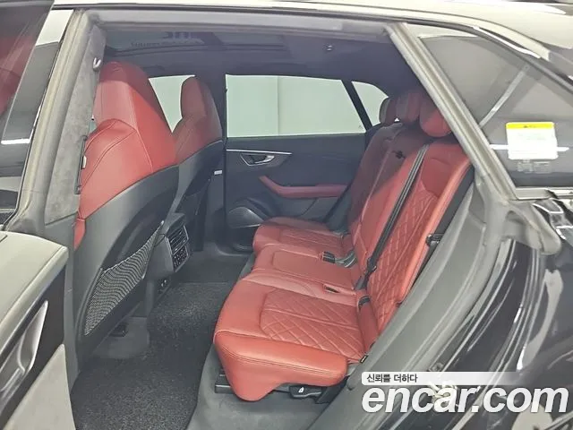 Audi SQ8 2020 thumb 9