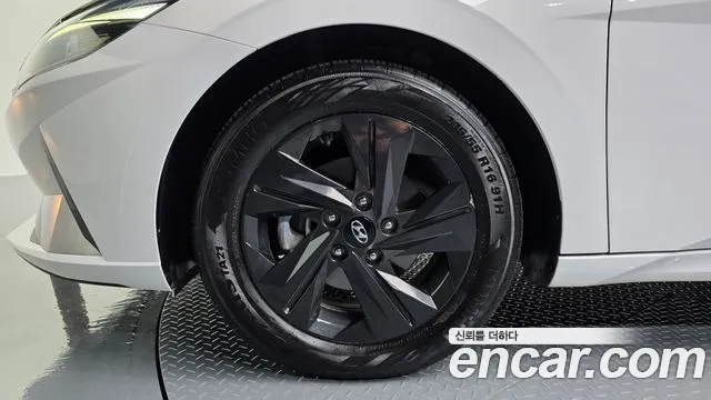 Hyundai Avante 2023 thumb 5
