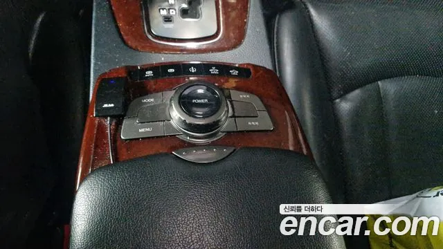 KG_Mobility_Ssangyong Chairman 2008 thumb 8
