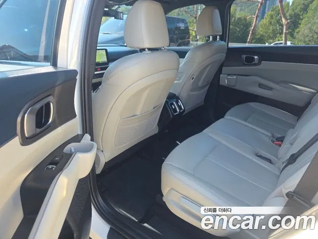 Kia Sorento 2023 thumb 9