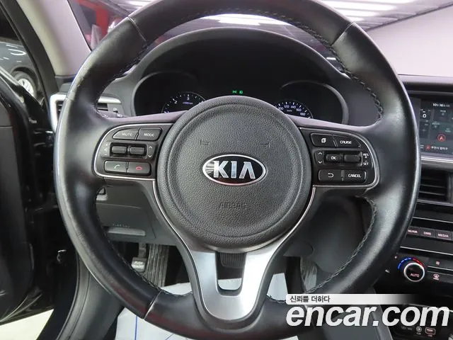 Kia K5 2016 thumb 8