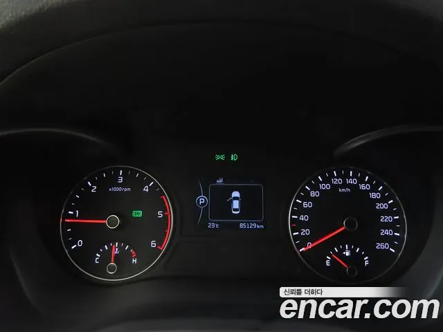 Kia K5 2016 thumb 9