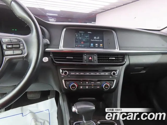Kia K5 2016 thumb 10