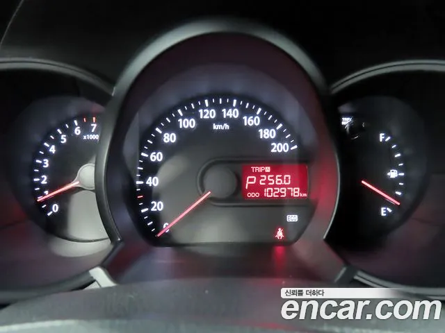Kia Morning 2012 thumb 8