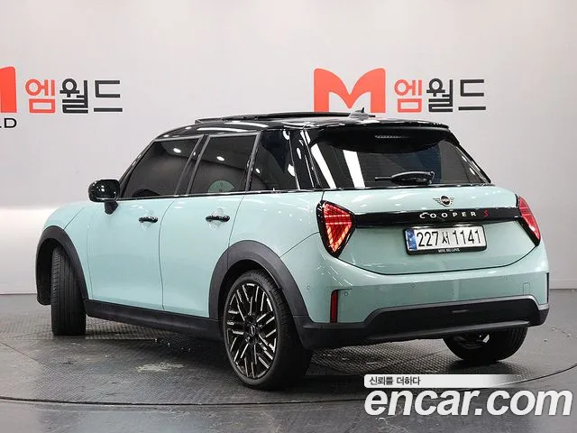 MINI Hatch 2025 thumb 4