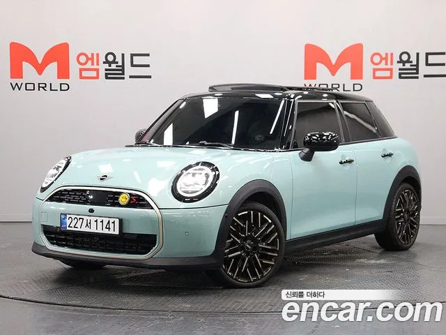 MINI Hatch 2025 thumb 11