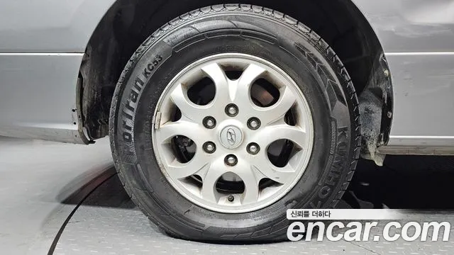 Hyundai Starex 2013 thumb 5