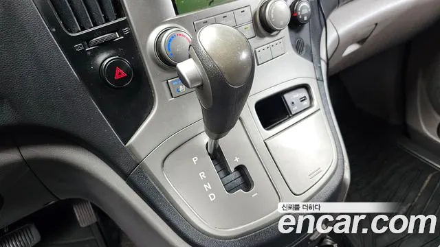 Hyundai Starex 2013 thumb 9
