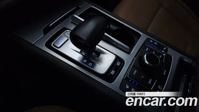 Genesis G80 2018 thumb 8