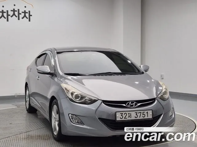 Hyundai Avante 2013 thumb 3