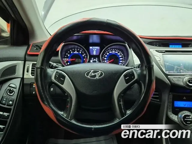 Hyundai Avante 2013 thumb 8