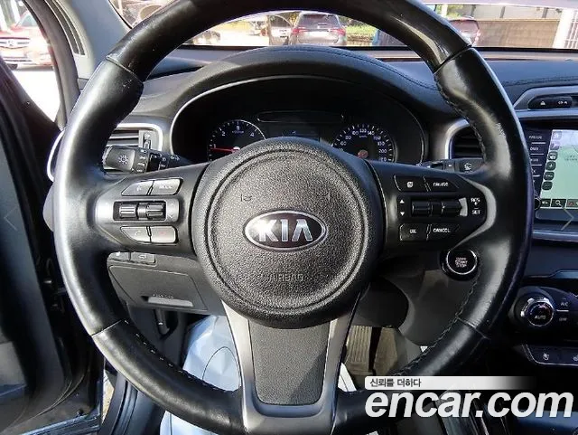 Kia Sorento 2015 thumb 8