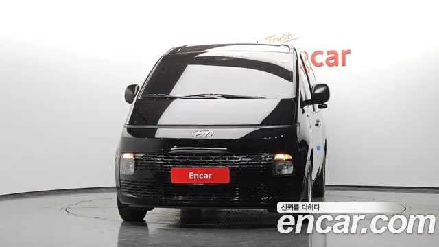 Hyundai Staria 2022 thumb 3