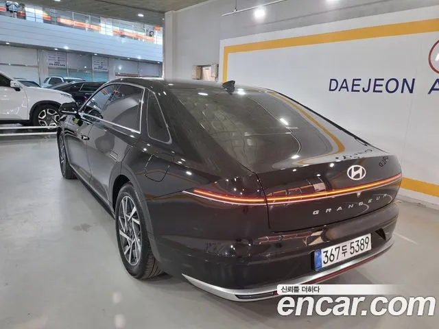 Hyundai Grandeur 2023 thumb 4