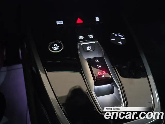 Audi Q4 e-tron 2023 thumb 9