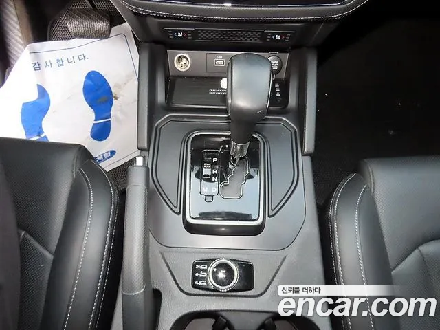 KG_Mobility_Ssangyong Rexton 2022 thumb 10