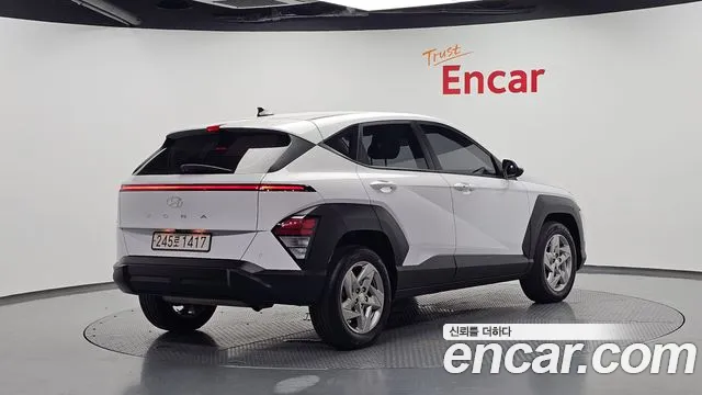 Hyundai Kona 2023 thumb 2