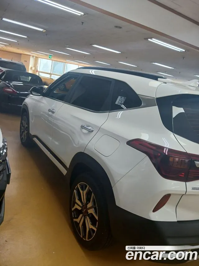 Kia Seltos 2021 thumb 4