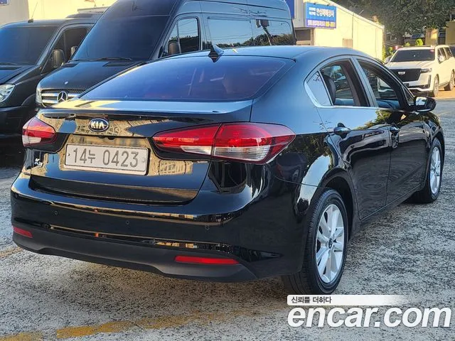 Kia K3 2016 thumb 6