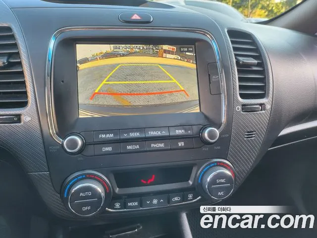 Kia K3 2016 thumb 10