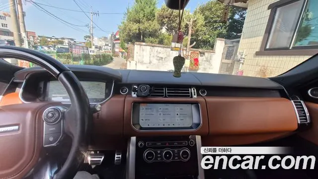 Land Rover Range Rover 2017 thumb 3