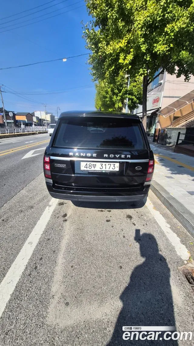 Land Rover Range Rover 2017 thumb 4
