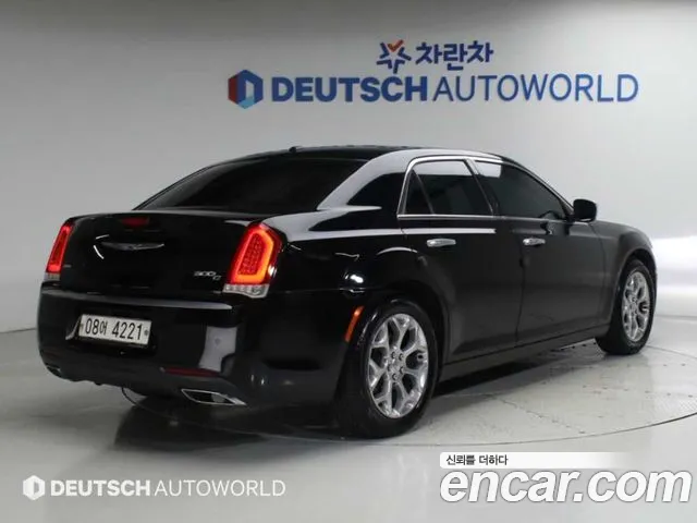 Chrysler 300C 2016 thumb 2