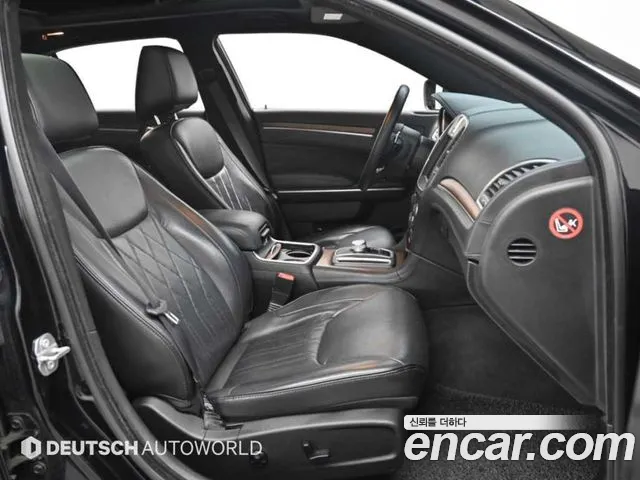 Chrysler 300C 2016 thumb 10