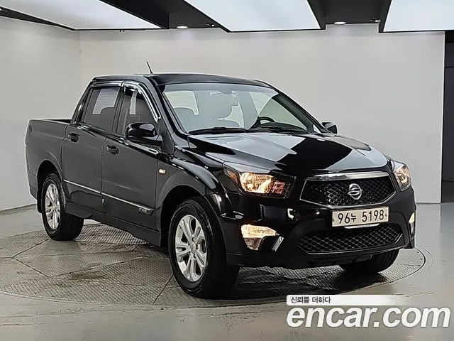 KG_Mobility_Ssangyong KORANDO 2014 thumb 2