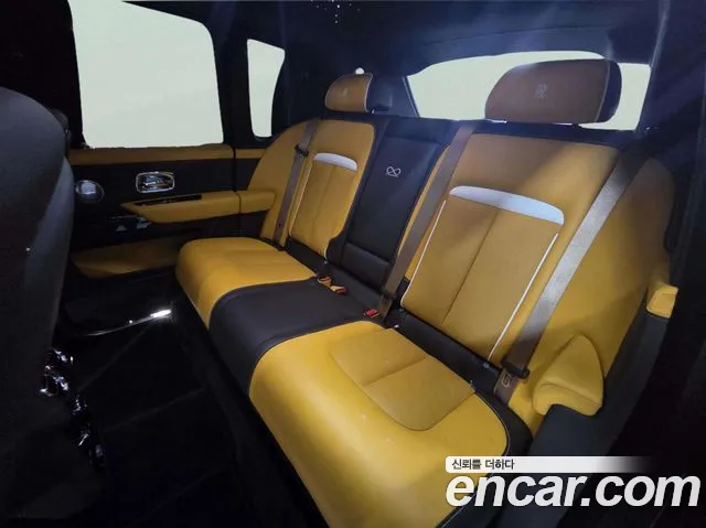Rolls-Royce Cullinan 2025 thumb 9