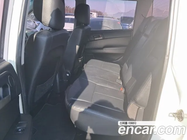 KG_Mobility_Ssangyong KORANDO 2017 thumb 10