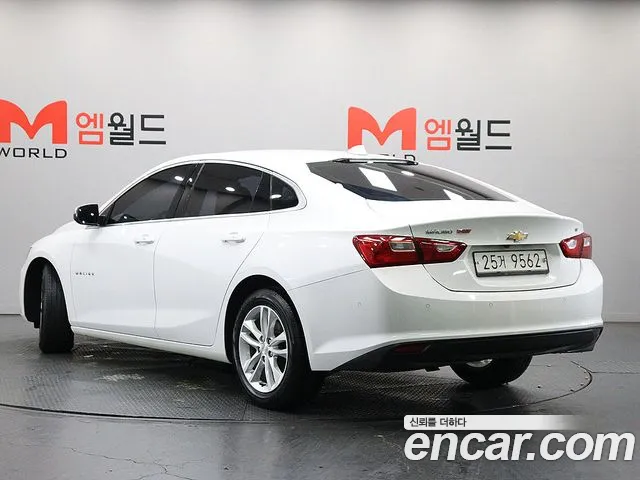 ChevroletGMDaewoo Malibu 2018 thumb 4