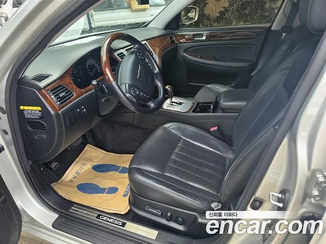 Hyundai Genesis 2010 thumb 5