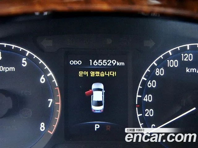 Hyundai Genesis 2010 thumb 9