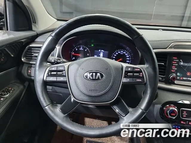 Kia Sorento 2018 thumb 10