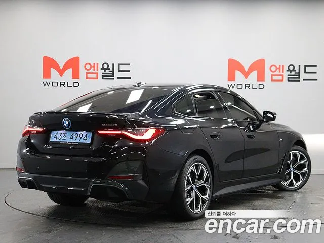 BMW i4 2024 thumb 2
