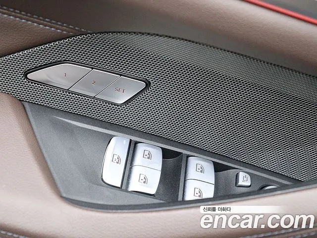 BMW i4 2024 thumb 5