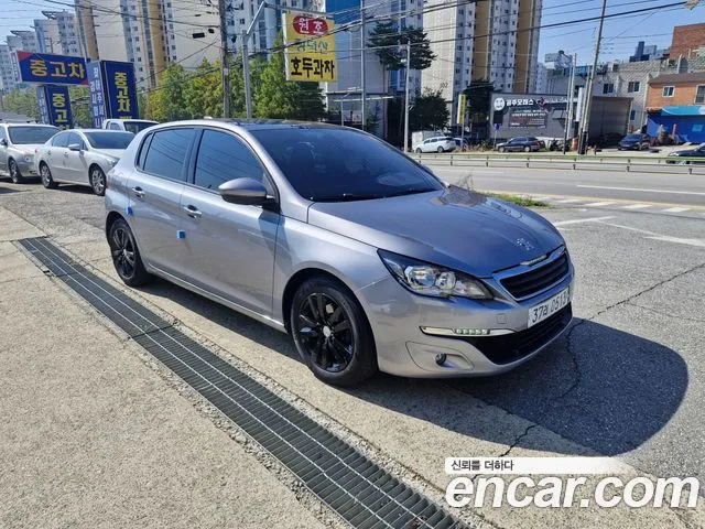 Peugeot 308 2015 thumb 3