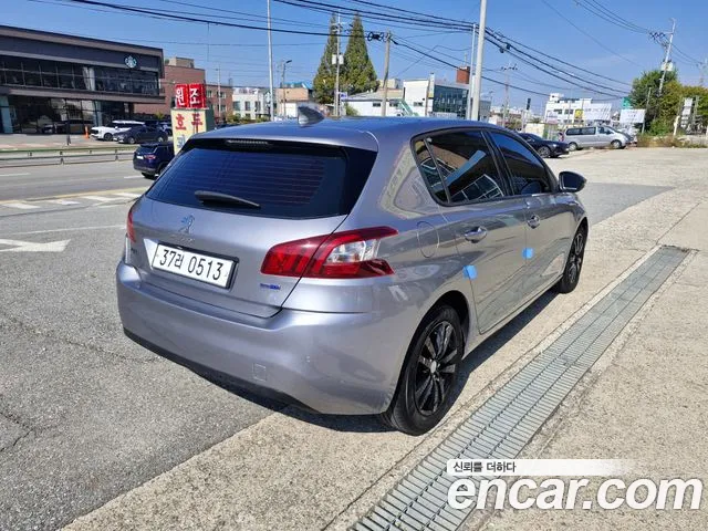 Peugeot 308 2015 thumb 5